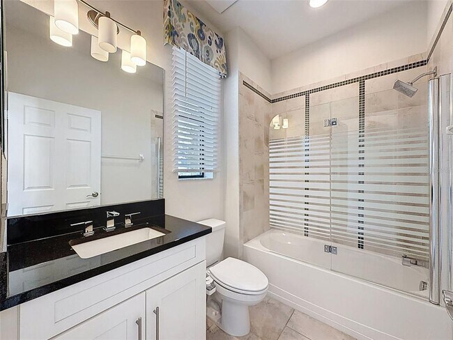 Building Photo - 10701 Laurel Vista Way