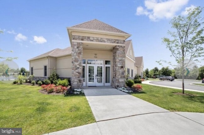 Building Photo - 138 Medinah Dr