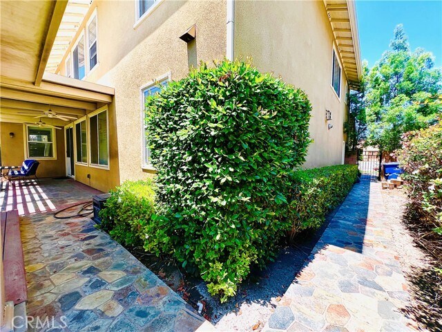 Building Photo - 10920 Playa Del Sol