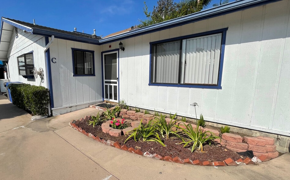 Building Photo - 1816 Marshallfield Ln