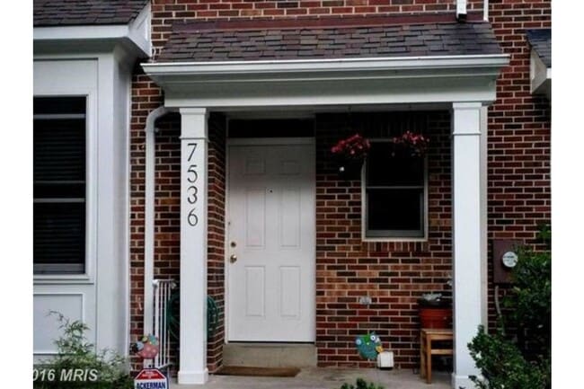 Building Photo - 7536 Elioak Terrace