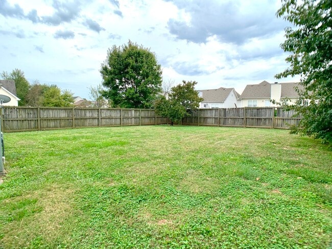 Building Photo - 3756 N Jot Dr