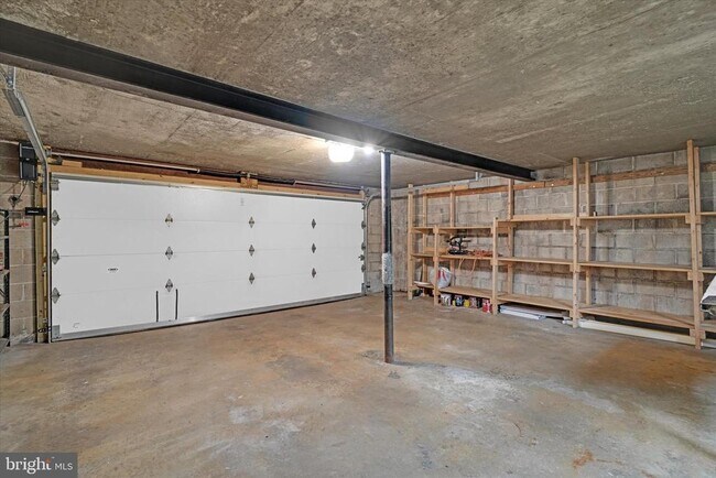 Building Photo - 10112 Pasture Gate Ln