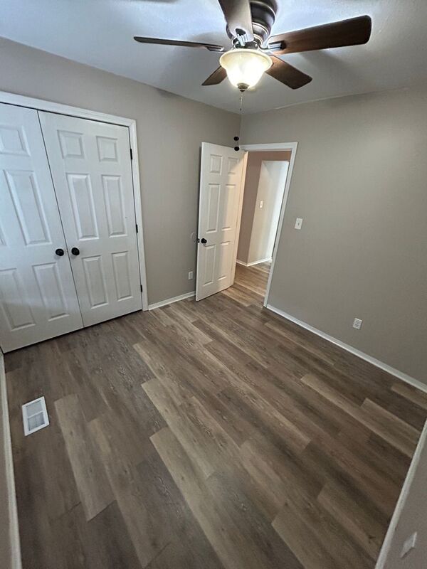 Building Photo - 116 Grether Ave