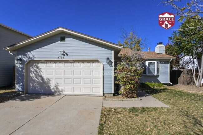 Primary Photo - 19727 E Princeton Pl