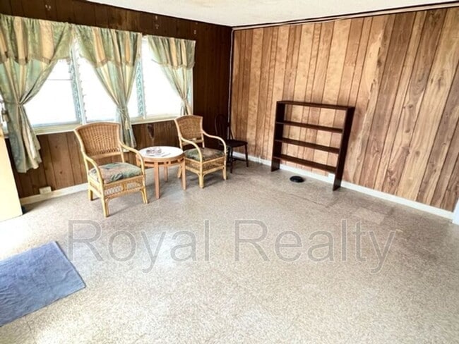 Building Photo - 288 Auwaiolimu St