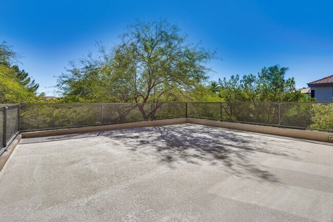 Building Photo - Luxury Summerlin Living in Gated Canyon Crest Community