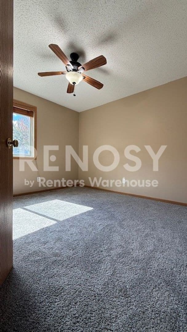Building Photo - 15537 Foghorn Ln