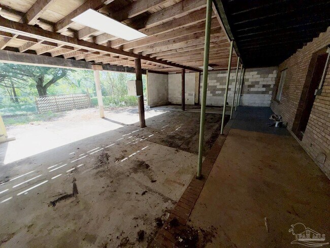 Building Photo - 4801 Berryhill Rd