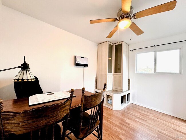 Building Photo - 16060 39th Ave