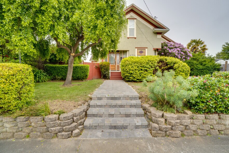 Primary Photo - 3502 Union St
