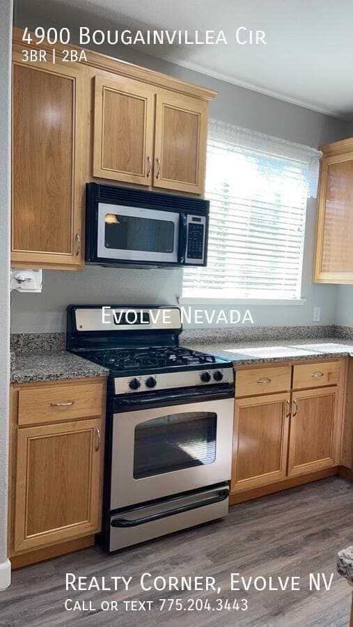 Building Photo - 4900 Bougainvillea Cir
