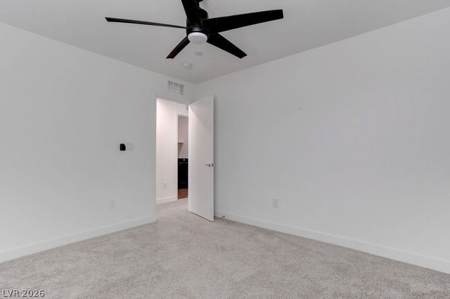 Building Photo - 70 Harrison Rose Ct