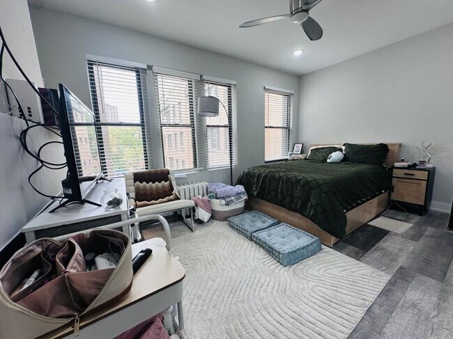Primary Photo - 0 bedroom in Chicago IL 60657