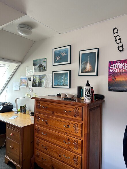 Building Photo - 601 Mathews St