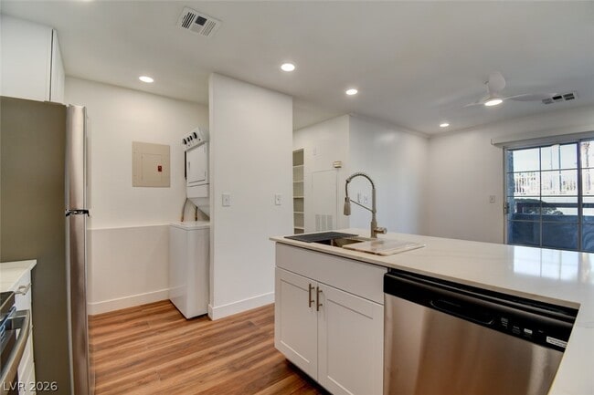 Building Photo - 8600 W Charleston Blvd