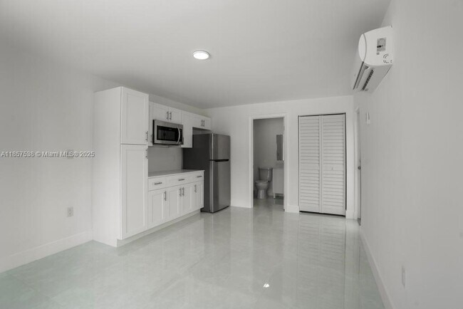 Building Photo - 1116 NW 51st Terrace