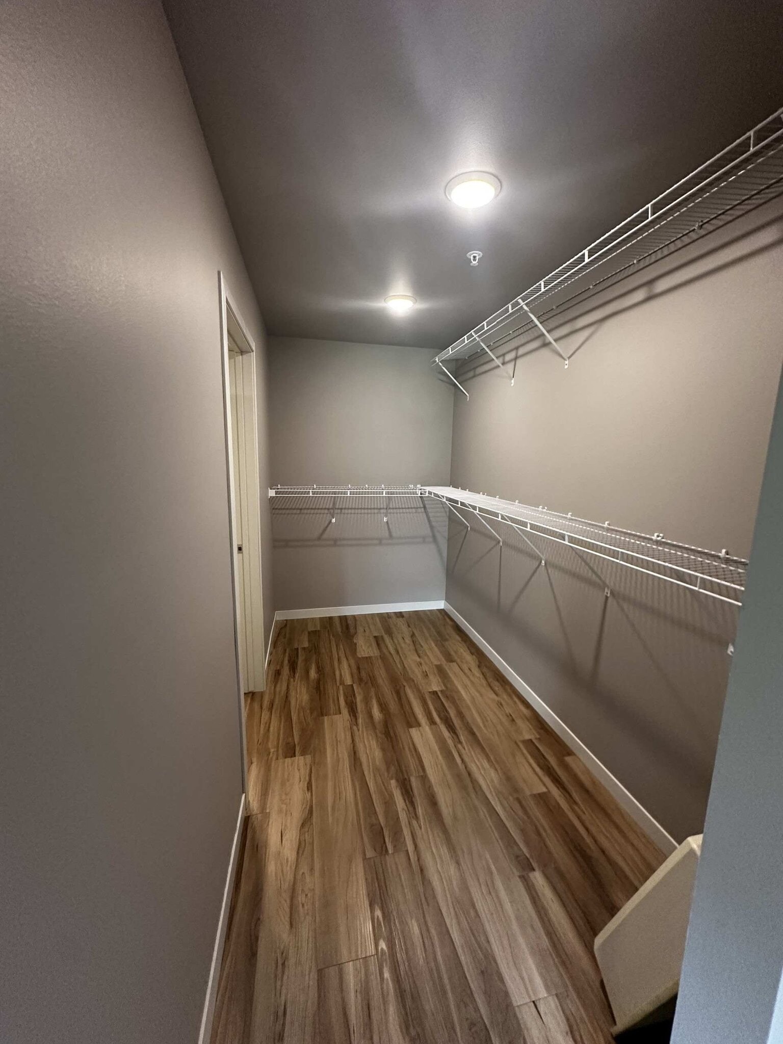 Building Photo - 5652 36th Ave S