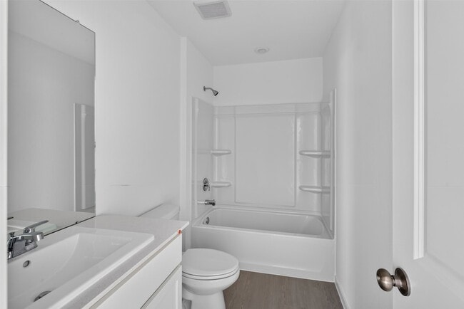 Building Photo - 3008 Calhoun Fls Dr