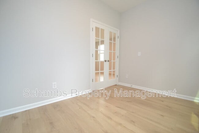 Building Photo - 1226 Bessie Ct