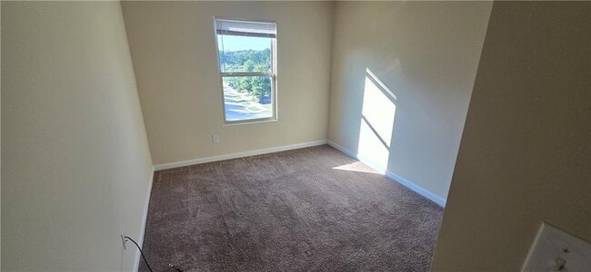 Building Photo - 5831 Taka Ln