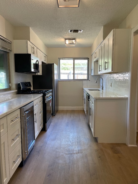 Building Photo - 1608 Janice Dr