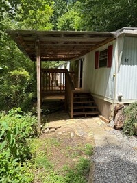 Building Photo - Nice 2 Bed in Candler
