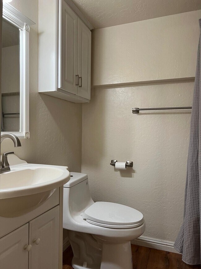 Building Photo - 2060 Seascape Blvd