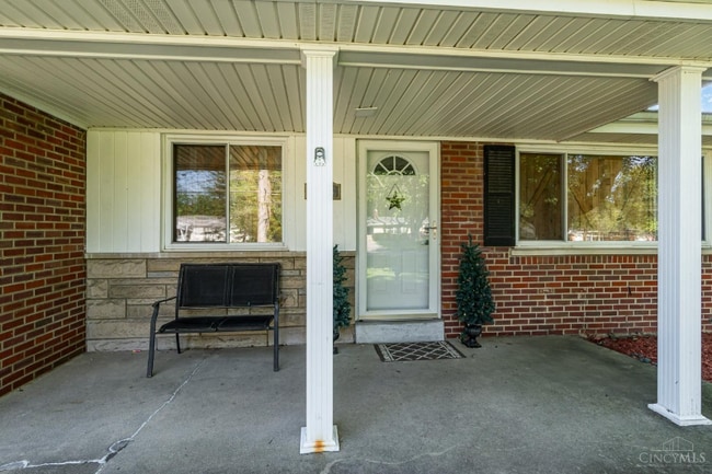 Building Photo - 5676 Mellie Ln