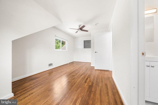 Building Photo - 5313 Taney Ave