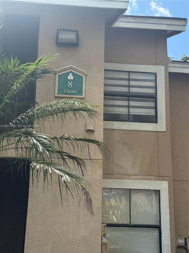 Building Photo - 15680 SW 106th Ln