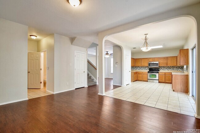 Building Photo - 6319 Big Bend Cove