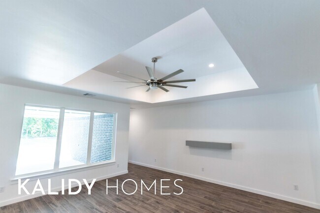 Building Photo - 1679 Kalidy Dr