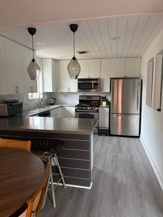 Building Photo - 3397 Bancroft Cir