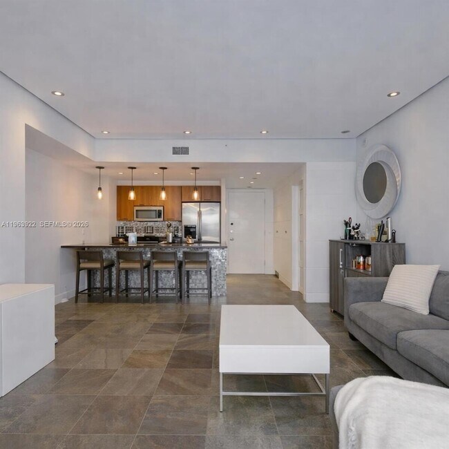 Building Photo - 4100 Salzedo St