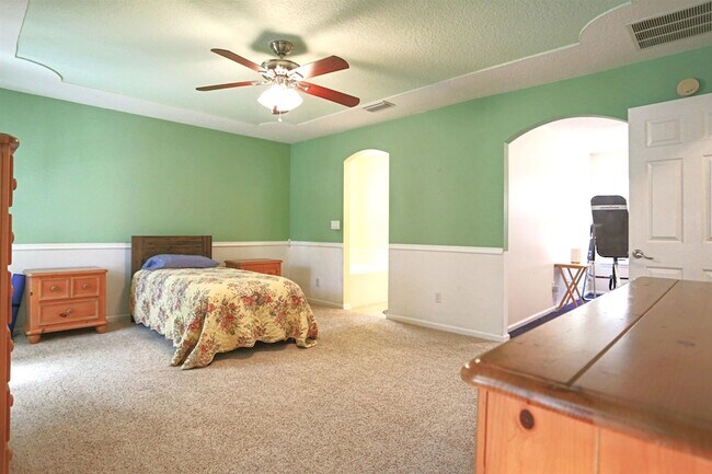 Building Photo - 1761 Keswick Rd