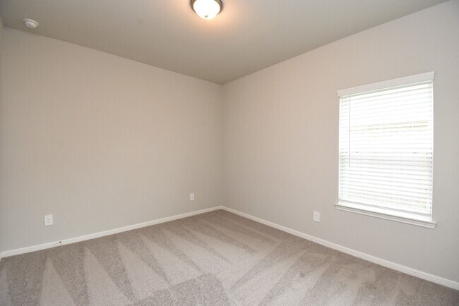 Building Photo - 2128 Port Jackson Dr