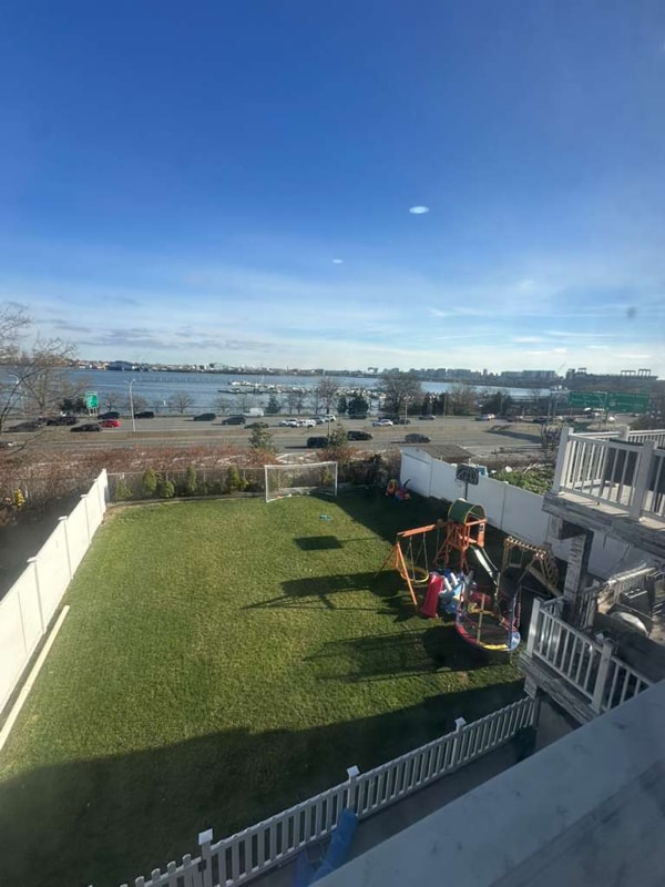 Building Photo - 109-19 Ditmars Blvd