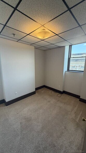 Building Photo - 149 Main St