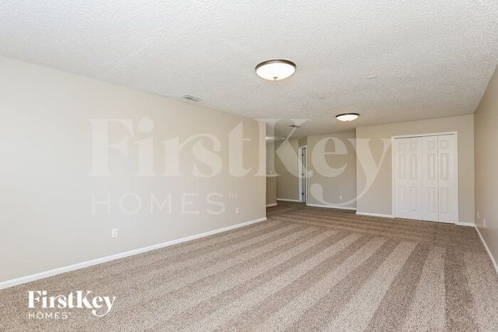 Building Photo - 942 Ford Wood Dr