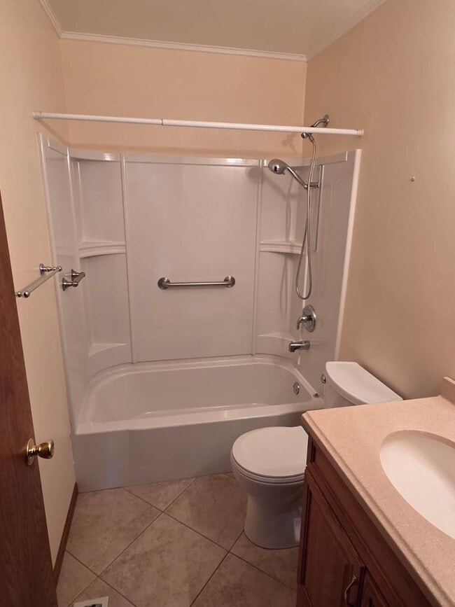 Building Photo - 286 Nantucket Harbor