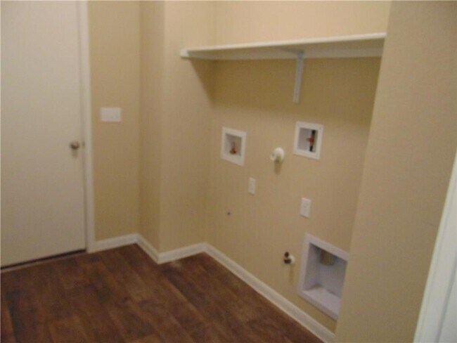 Building Photo - 305 Cibolo Creek Dr