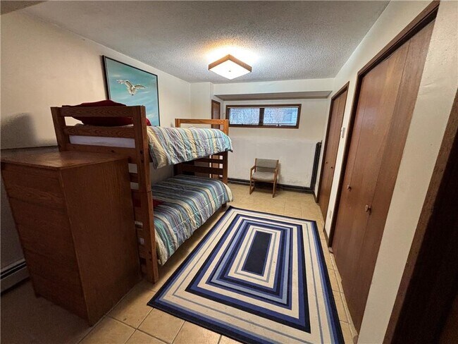 Building Photo - 278 Charlestown Beach Rd