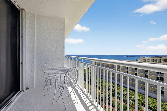 Building Photo - 2780 S Ocean Blvd