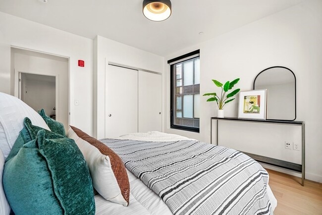 Building Photo - 20-2 West St