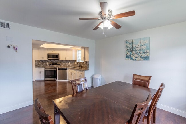 Building Photo - 103 Weybridge Cir