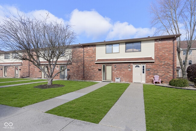 Building Photo - 114 Greenwood Trail N Dr