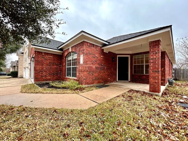 Building Photo - Move-In Ready 3/BR 2/BA Home Featuring Fireplace, Garage & Private Yard