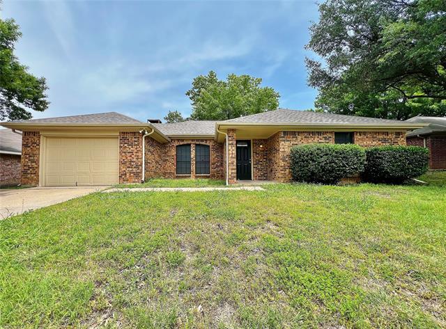 Primary Photo - 203 Mesa Moor Dr