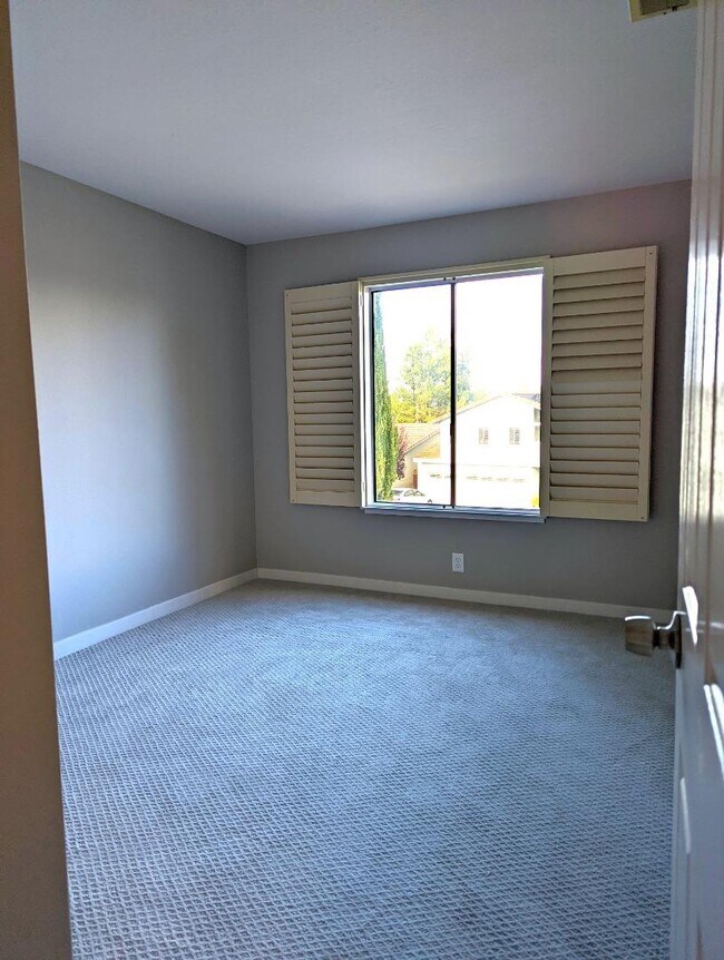 Building Photo - 6525 Idlewild Ct
